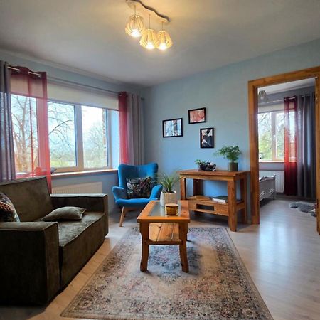 Parka Apartamenti Kuldiga Ngoại thất bức ảnh