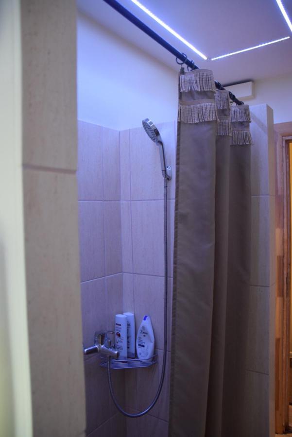 Parka Apartamenti Kuldiga Ngoại thất bức ảnh